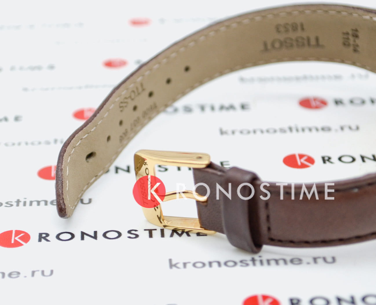 Tissot T1033103603300 женские часы застежка крупным планом