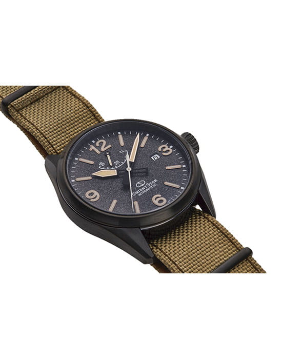 Orient Orient RE-AU0206B0 (RK-AU0206B) , наручные мужские часы фото под углом