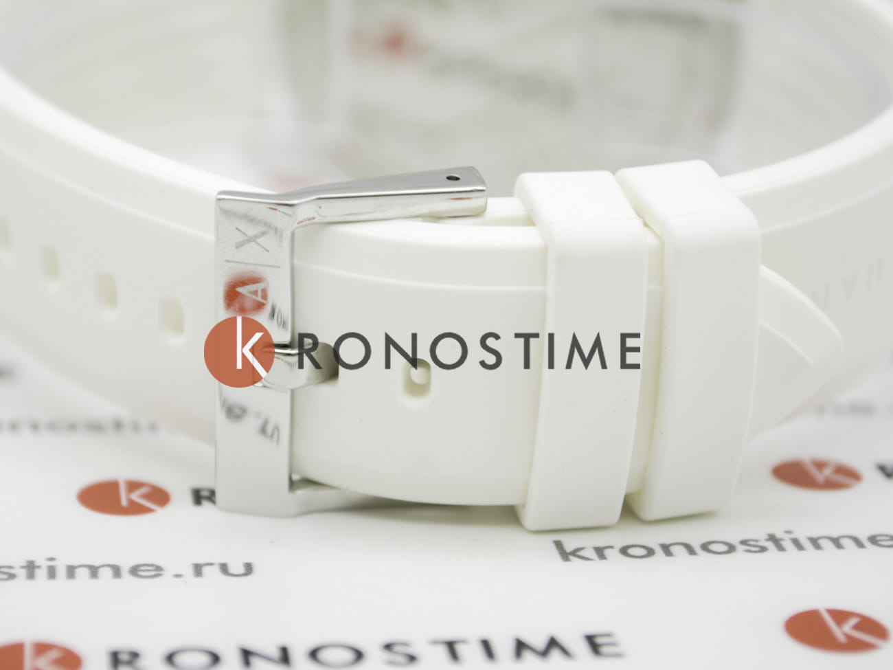 Armani Exchange Armani Exchange Cayde  AX1325 кварцевые мужские часы часы крупный план белый циферблата