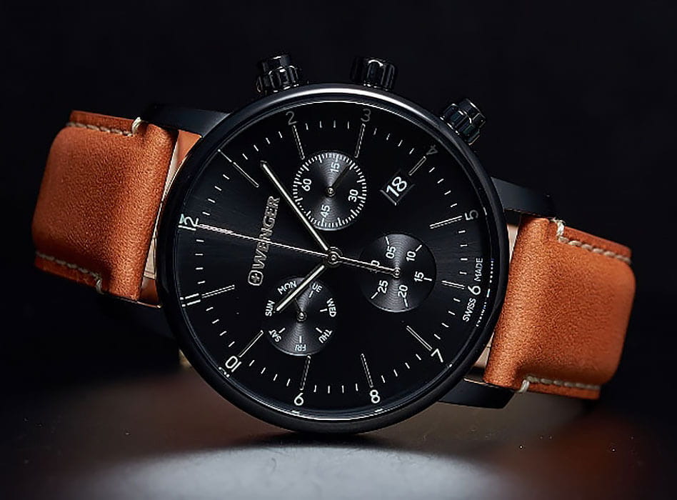 Wenger Seaforce 01.1743.115,  швейцария мужские часы на браслете кожаный боковой вид