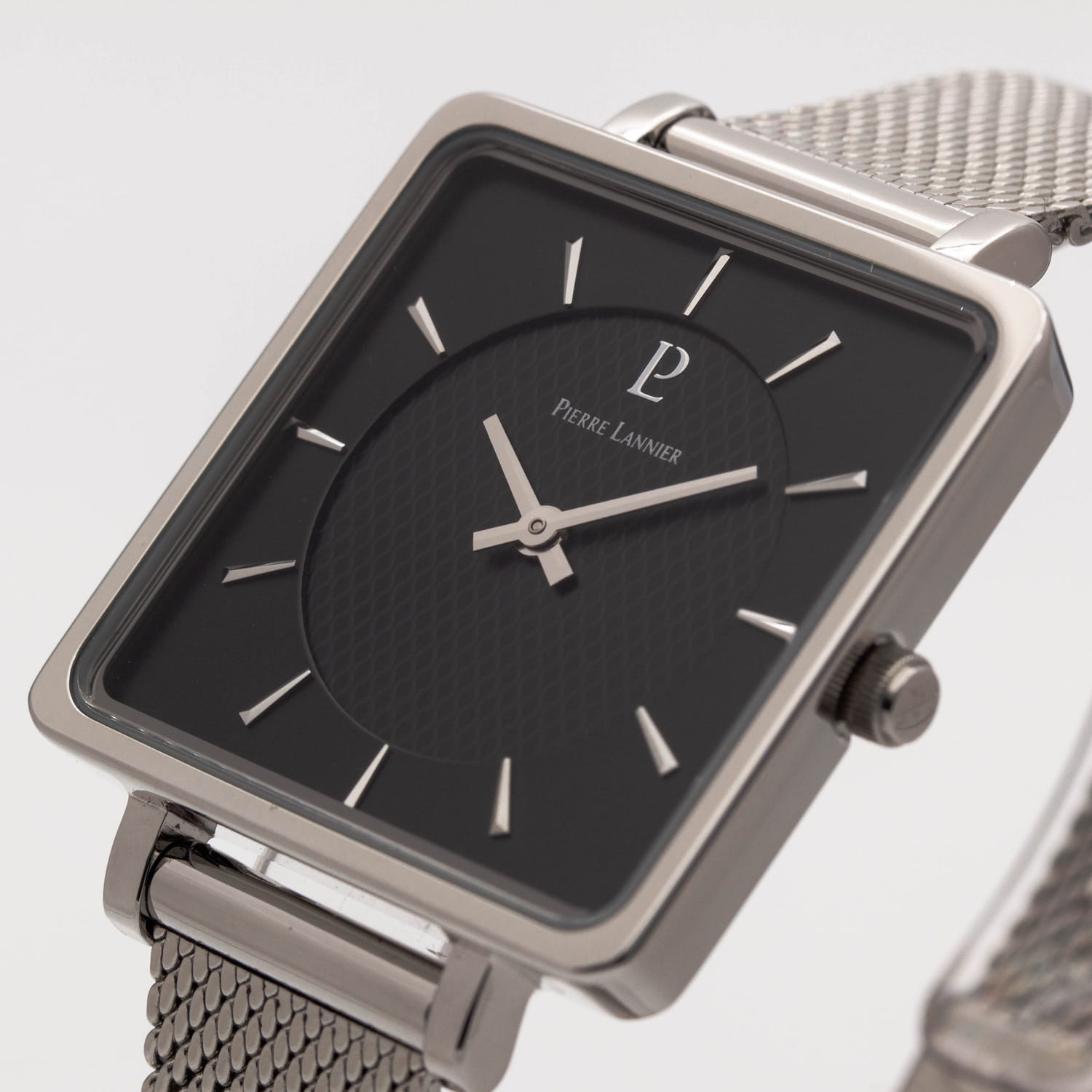 Pierre Lannier Pierre Lannier LeCare 007H638,  франция женские часы на браслете нержавеющая сталь боковой вид