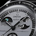 Часы Swatch x Omega Bioceramic Moonswatch Mission to EarthPhase SO33M700 фото 2